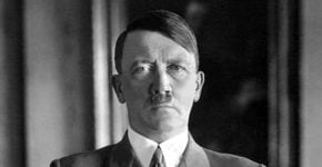 אדולף היטלר.