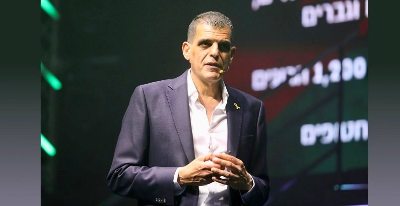 אלון בן צור, מנכ''ל בינת תקשורת מחשבים.