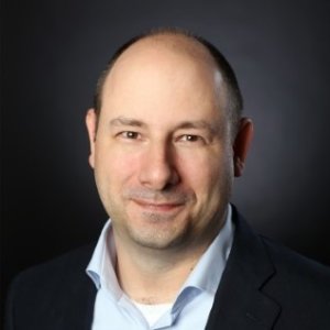 רואל דקנוי, מנהל אסטרטגיה ראשי ב-לואנסוופיר.