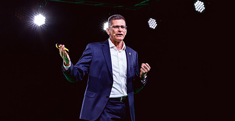 איתי מרגלית, סגן נשיא אזורי בסיילספורס.