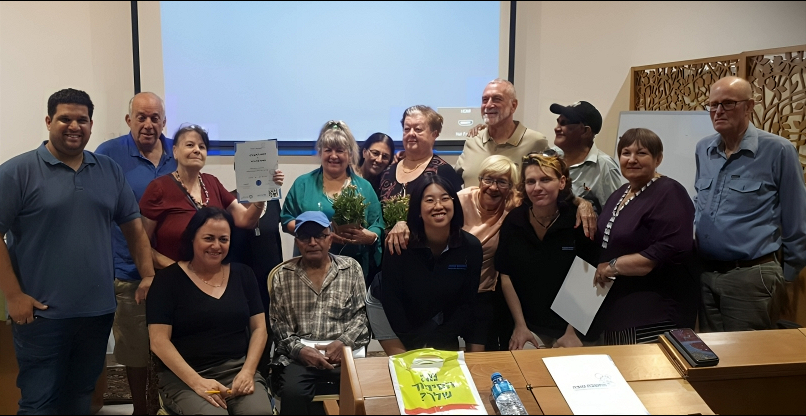 המפונים בני הגיל השלישי שלמדו עם מחשבה טובה בצפון.