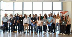 צוות עמותת מחשבה טובה ונבחרת השופטים בתחרות אקו-טק.