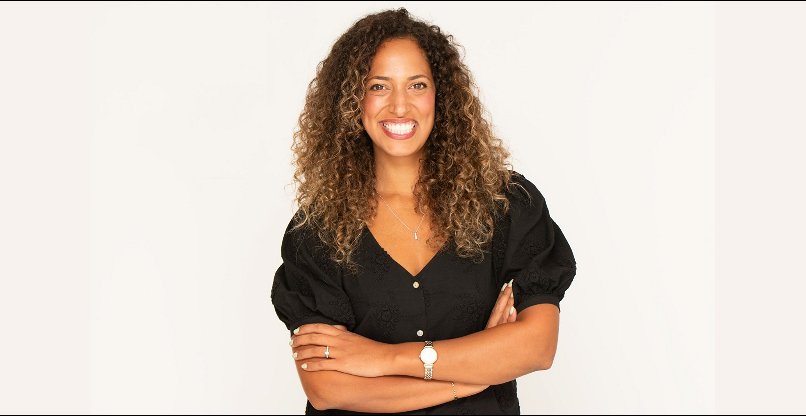 רוני זק, מנהלת לקוחות בחטיבת המומחים והיועצים בחברת נס.