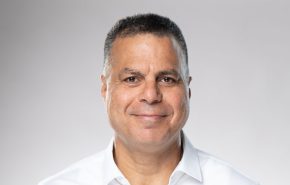 רון גלב, המנכ"ל הפורש של בזק בינלאומי טק.