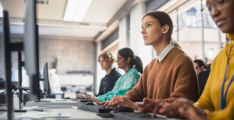 יותר סטודנטים למקצועות הטכנולוגיים.