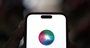 ג'מיני וקלוד בדרך אליה. סירי.