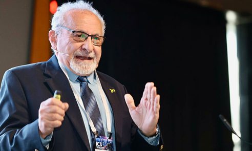 דניאל ארנרייך, יועץ ומרצה בתחום הגנת סייבר למערכות תפעוליות.