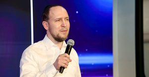 משה מורגנשטרן, משנה למנכ"ל ומנהל חטיבת הטכנולוגיות במגדל ביטוח ופיננסים הפורש.