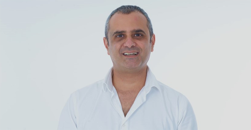 יונתן אזולאי, מנהל מכירות וארכיטקט מערכת, בקהוף ישראל.