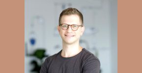 עמרי גרינברג, פרינסיפל בקרן רד דוט קפיטל פרטנרס.