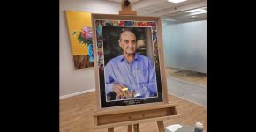 תמונה של אברהם אסף (לולו) ז"ל, בכניסה לאירוע.