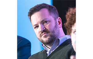 אדם קלייטר, ארכיטקט ראשי לסוכנויות אזרחיות, רד האט.