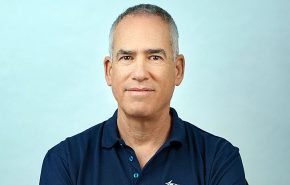 בנצי ברנדס, סמנכ"ל חטיבת המוצרים של אלעד מערכות.