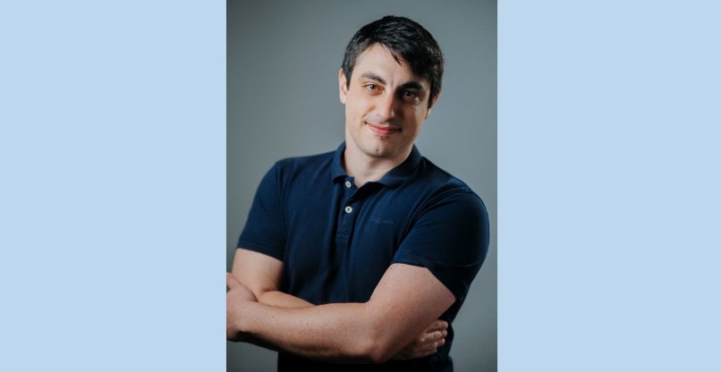 אורן אבידר, ראש חדרי מלחמה גלובליים ב-ארמורי.