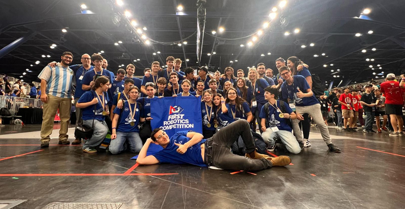מקום שני בתחרות FIRST 2025. קבוצת אורביט 1690.