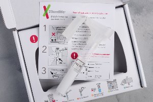 ערכה לבדיקת DNA של 23andMe.