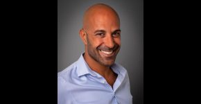 עזרי כהן, מנהל הכנסות ראשי בקול מארקר.