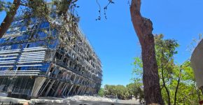 אחד הבניינים שנפגעו במתקפה האיראנית על מכון ויצמן.