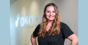 דינה שלומוביץ, מנהלת תחום ציות ורגולציה וקצינת ציות בחברת אוקורה.