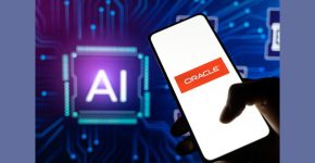 תעניק לממשל טראמפ את שירותיה, בכללם ענן ו-AI, בהנחת ענק. אורקל.