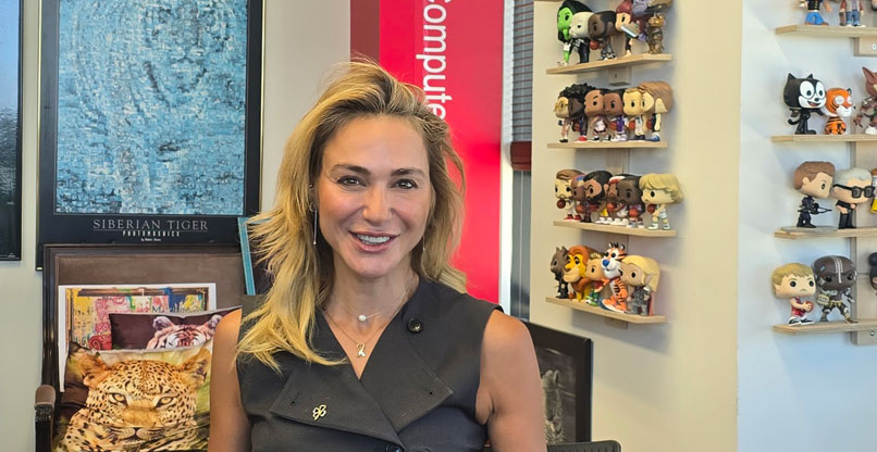 באה לבקר במאורת הנמר: עו"ד רוית דום עיני.