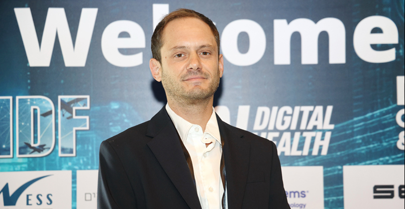 תום קורן, מנכ"ל אקסלרה גרופ.