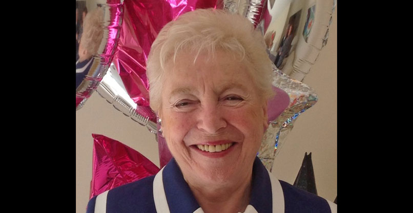 דיים סטפני סטיב שירלי.