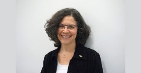 פרופ' דבי שלו, ראש הרשות למחקר יישומי במכללת עזריאלי.