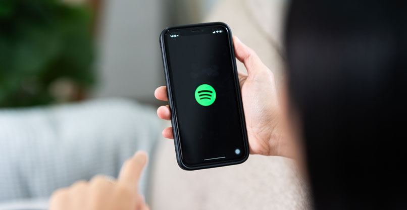 משתפת. ספוטיפיי.