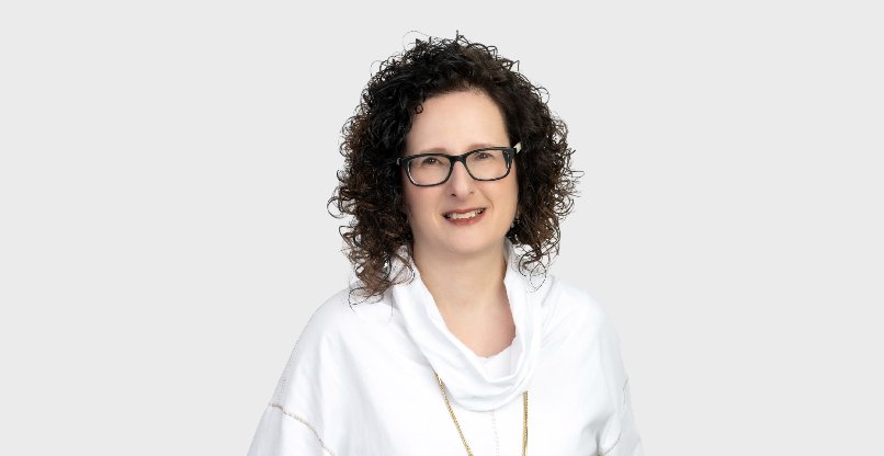 עו"ד דלית בן ישראל, שותפה ומנהלת מחלקת IT והגנת פרטיות בפירמה נשיץ, ברנדס, אמיר.