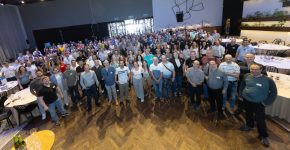 הנהלת PTC ועובדי שני מרכזי הפיתוח של החברה בישראל.