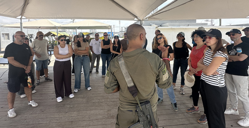 עובדי קבוצת יעל בסיור בדרום בעעקבות אירועי ה-7 באוקטובר.