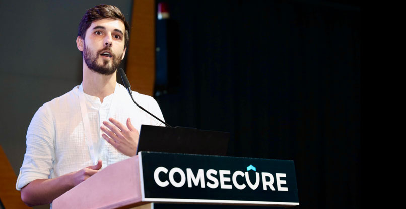 אלכס ויטוחונובסקי, מנהל מוצר סייפטיקה בקומסקיור.