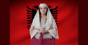 השרה הווירטואלית הראשונה אי-פעם. 'דיאלה' שרת הרכש הציבור של אלבניה.