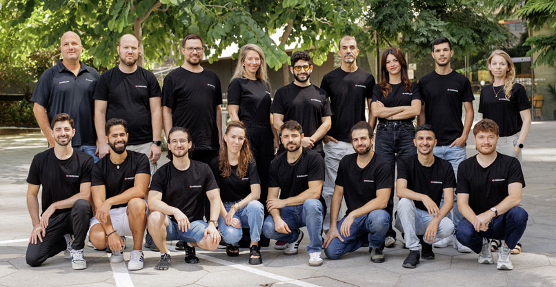 צוות רד אקסס.