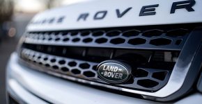 מגזר הרכב הבריטי - מוקד התעניינות של פושעי סייבר. רכב של יגואר לנד רובר.