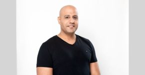 יגאל גלעדי, מנכ"ל PHI.