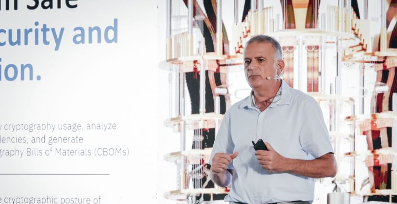 שמואל נגר, מוביל מכירות Power ב-יבמ ישראל.