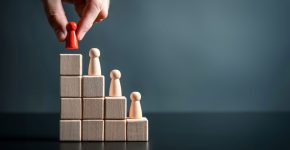 מההתחלה - לתפקידי צמרת.