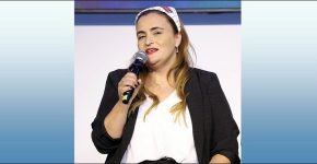 מירב זרביב, סמנכ"לית ומנהלת מינהל חדשנות וטכנולוגיה במשרד החינוך, בפאנל מנמ"רים במשרדי הממשלה שהתקיים בכנס GenAI for All.