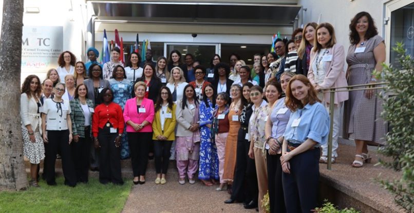 מעוררות השראה. משתתפות כנס המנהיגות הבינלאומי ה-32 במש"ב כרמל.