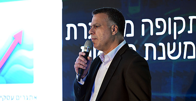 רון גלב, מנכ"ל בזק בינלאומי.