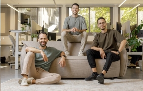 אסף וינר שמכהן כמנכ"ל, אורן סבן, סמנכ"ל המוצר, וגיא פרגל, סמנכ"ל הטכנולוגיות. Mate.