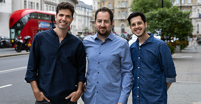 מייסדי MineOS: מימין - גל רינגל, גל גולן וקובי ניסן, המנכ"ל.