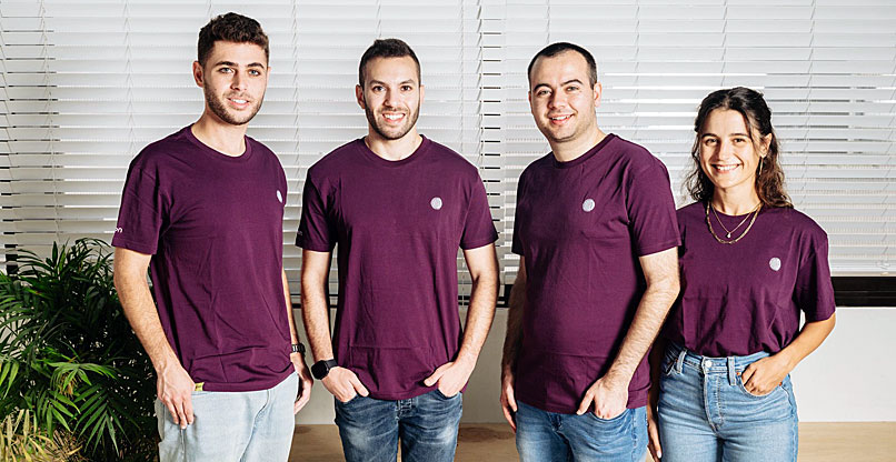 מימין: שירה זלטנר, סמנכ"לית אופרציה ופיתוח עסקי באריון סקיוריטי, ומייסדי החברה - אריאל ליטמנוביץ', סמנכ"ל הטכנולוגיות, יאיר לדיז'נסקי, סמנכ"ל המו"פ, ורון ארבל, המנכ"ל.