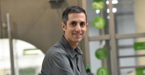 ד"ר יונתן בלינקוב.