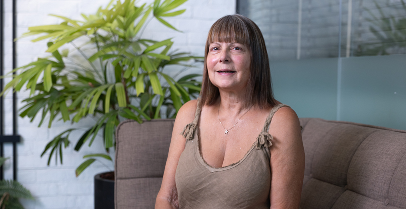 לב, רכזת כספים וחיובים באמן.