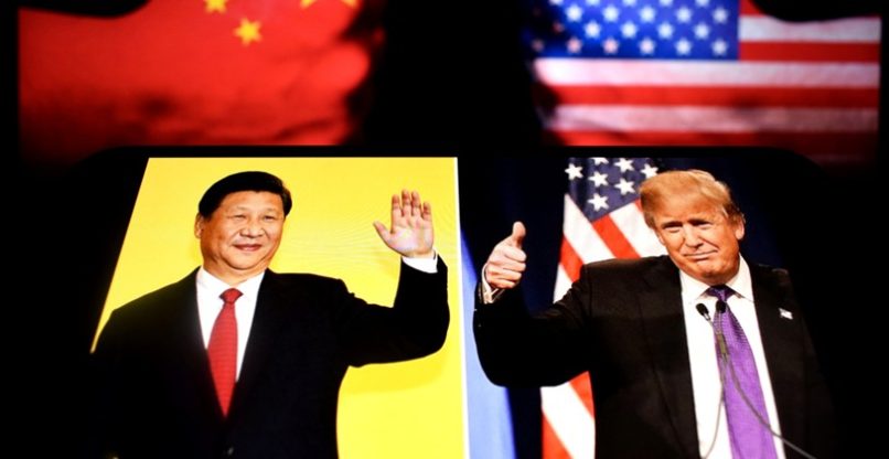 חתמו חוזה והכעס עבר. נשיא ארה"ב, דונלד טראמפ, ונשיא סין, שי ג'ינפינג.