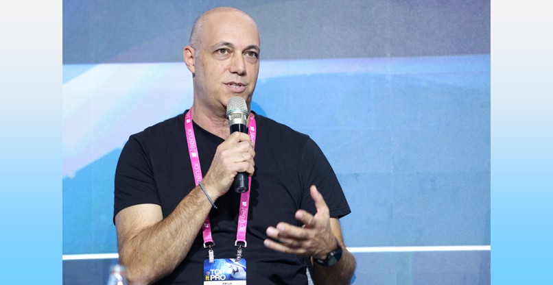 ירון ברייטמן, מנכ"ל ומייסד-שותף של קולאב סקוור.