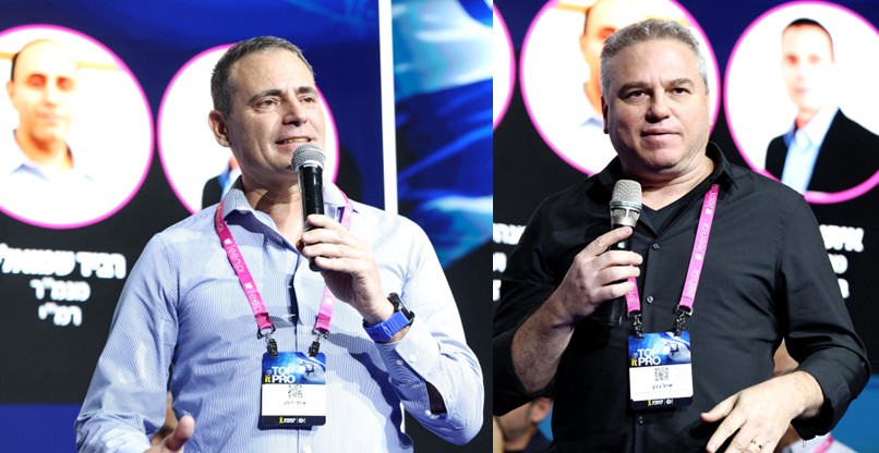 מימין: אייל כהן, מנהל תחום טכנולוגיה תשתיות וענן בחטיבת המרכזים הרפואיים הממשלתיים. משמאל: איתי זימן, מנמ"ר ברינקס ישראל.